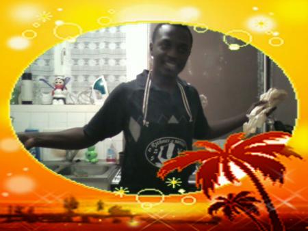 mon homme a la cuisine hummm c'est bon